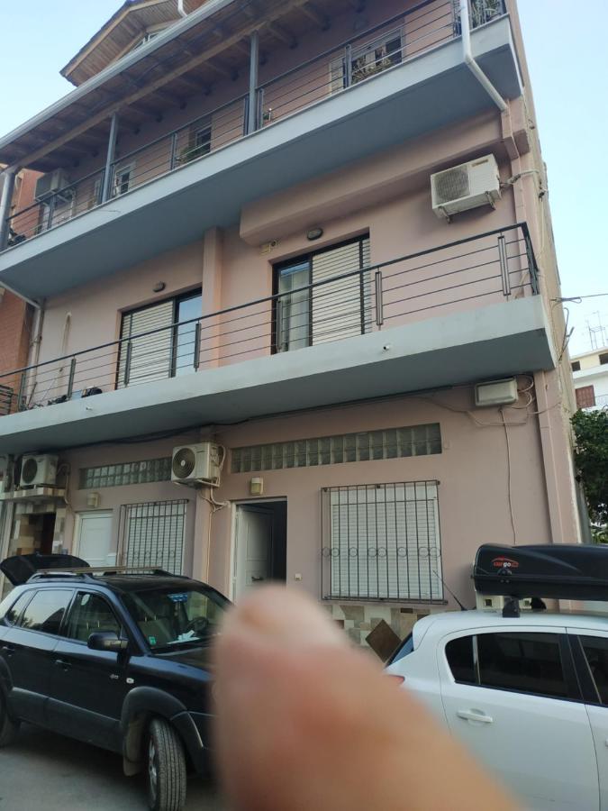 Urban Comfortable Apartment Argos Exterior foto